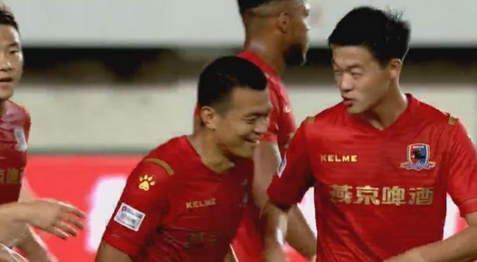  法甲黑马昂热连胜跻身积分榜前三  
